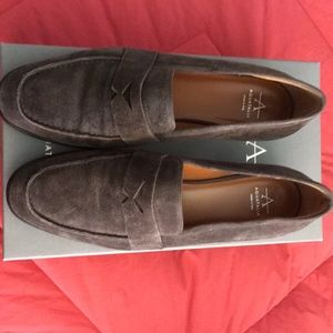 Aquatalia Ladies Loafers size 8.5